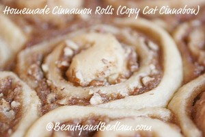 Cinnamon Rolls Cinnabon 300x200 Cinnamon Rolls Cinnabon