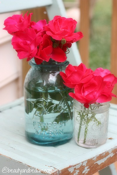 roses in mason jar Mason Jar Love! 50 Fabulous Ideas To Inspire