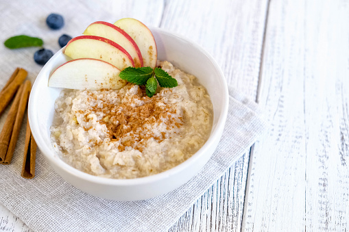 Baked Apple Oatmeal: Baked Oatmeal with Apples