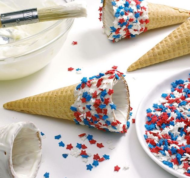 such festive fun with ice cream cones