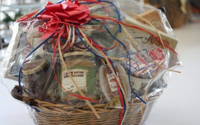 Tasty Tuesday: Cracker Barrel Giveaway ($100 Gift Basket)