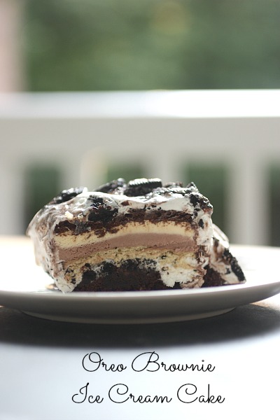 This Oreo Brownie Ice Cream Cake does not disappoint!